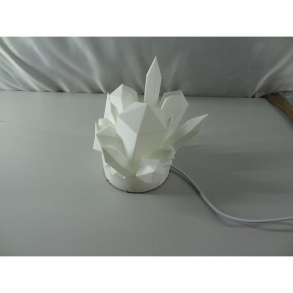 Crystal-Inspired LED Table Lamp With Geometric Design & Warm White Glow - Picture 12 of 15